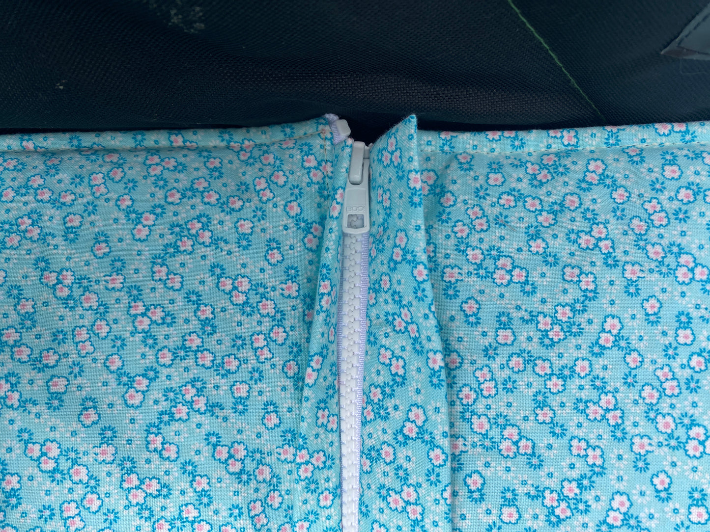 Larktale 2 Seater - Caravan - Old Model
