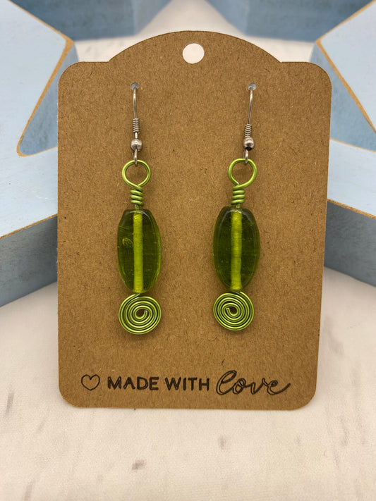 💎 Moss Glow – Glass & Wire Drop Earrings
