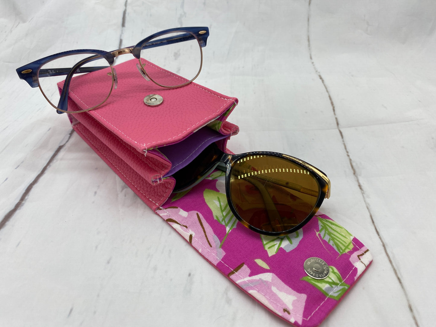 Double Vision Glasses Case
