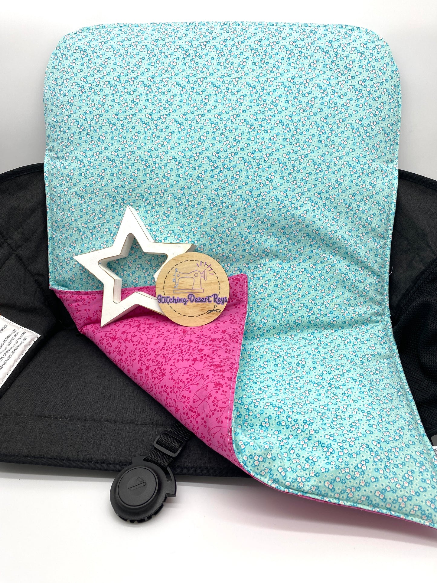 Ditsy Daisy Blue – Wonderfold 4 Seater Seat Cover