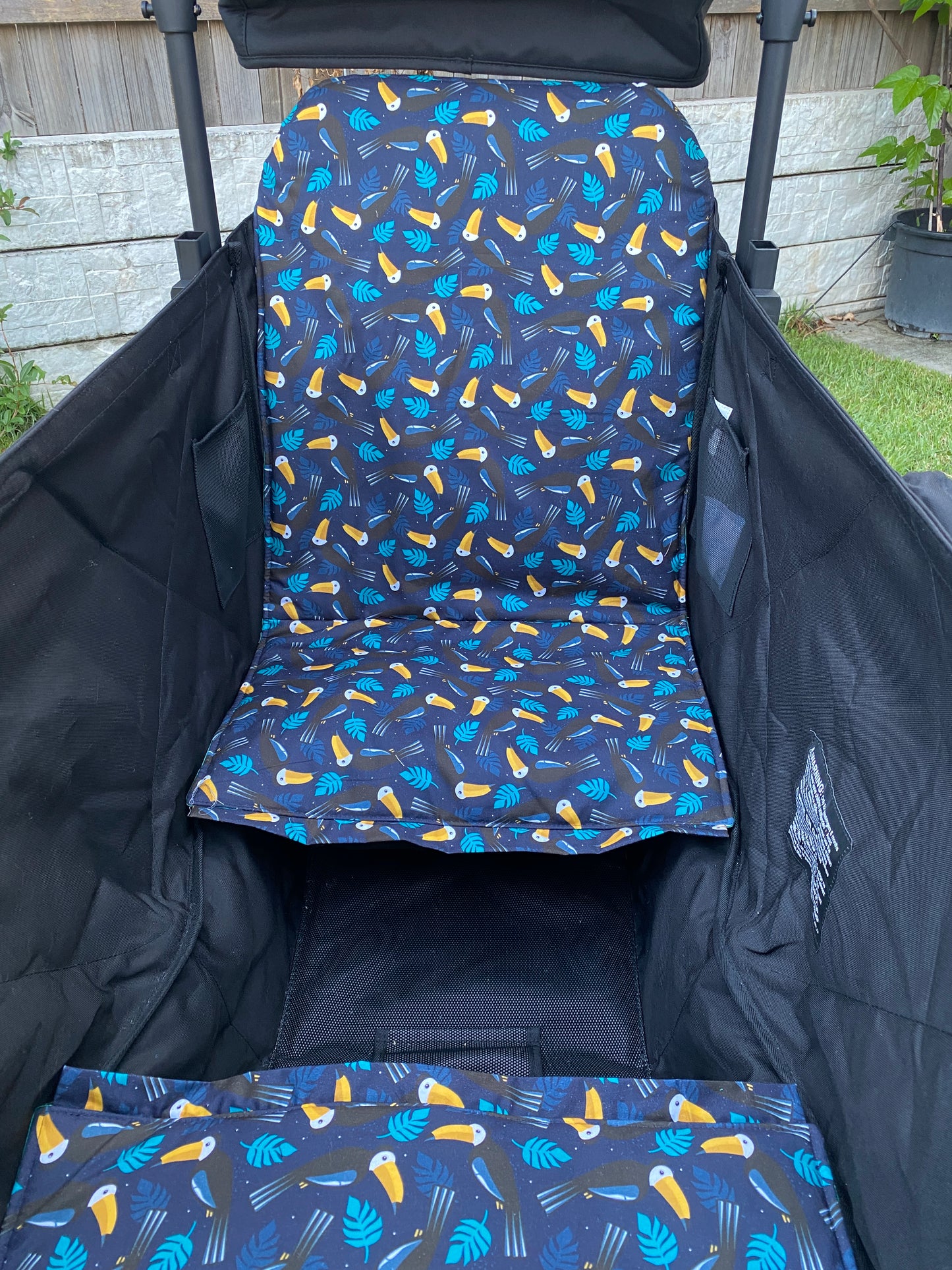 Larktale 2 Seater - Caravan - New Model